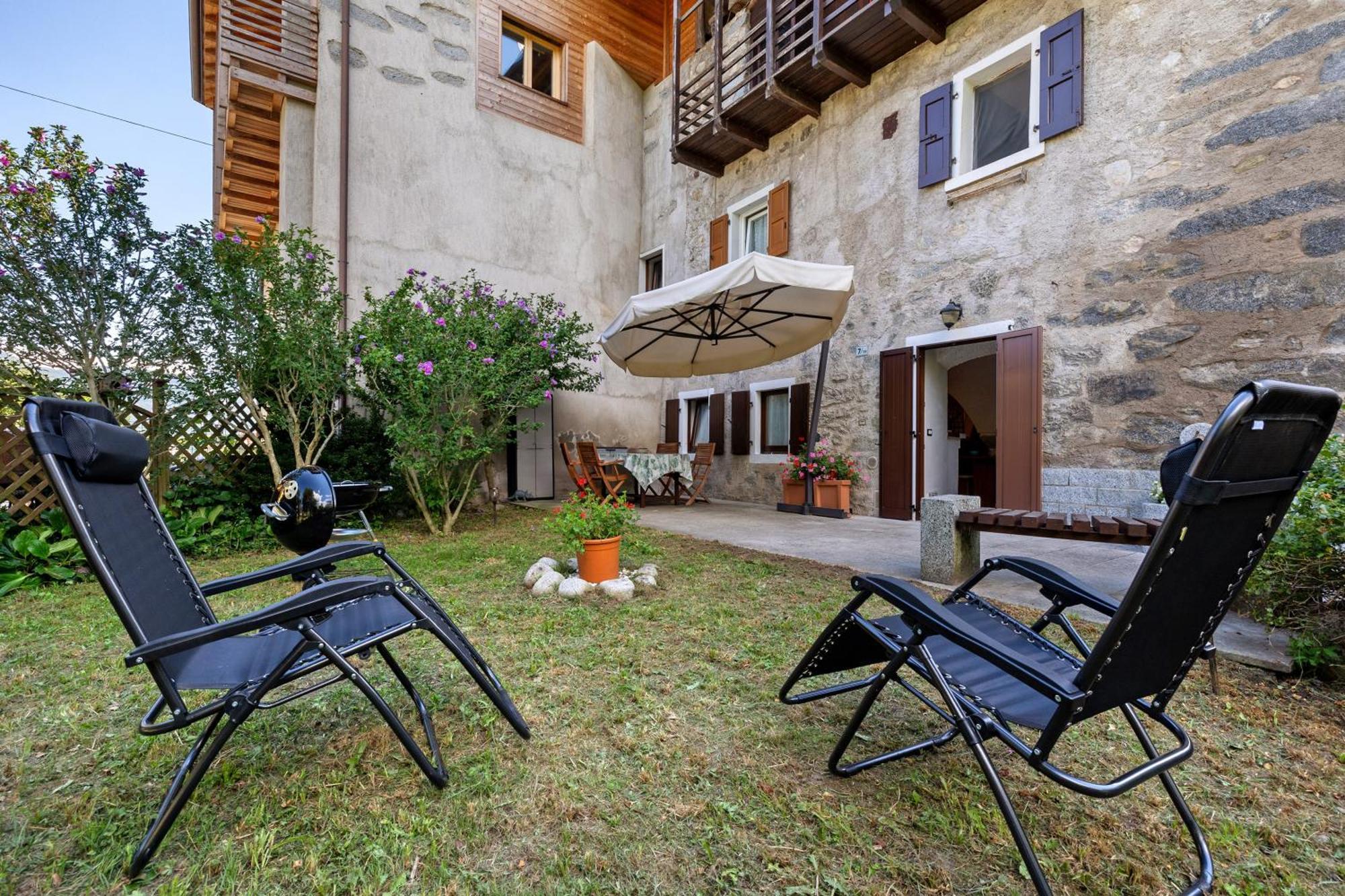 Antico Casolare Di Alice Villa Cares Buitenkant foto